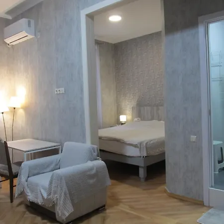 Guest Home In The Heart Of Old Tbilisi Center Exterior photo